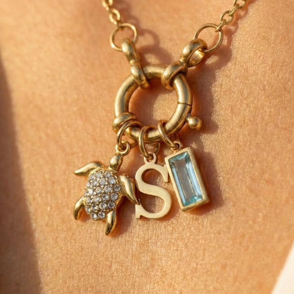 Buchstaben-Charms Kombination